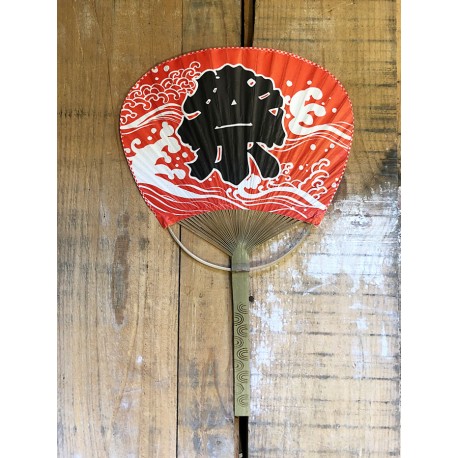 Eventail japonais Uchiwa rouge avec manche en bambou